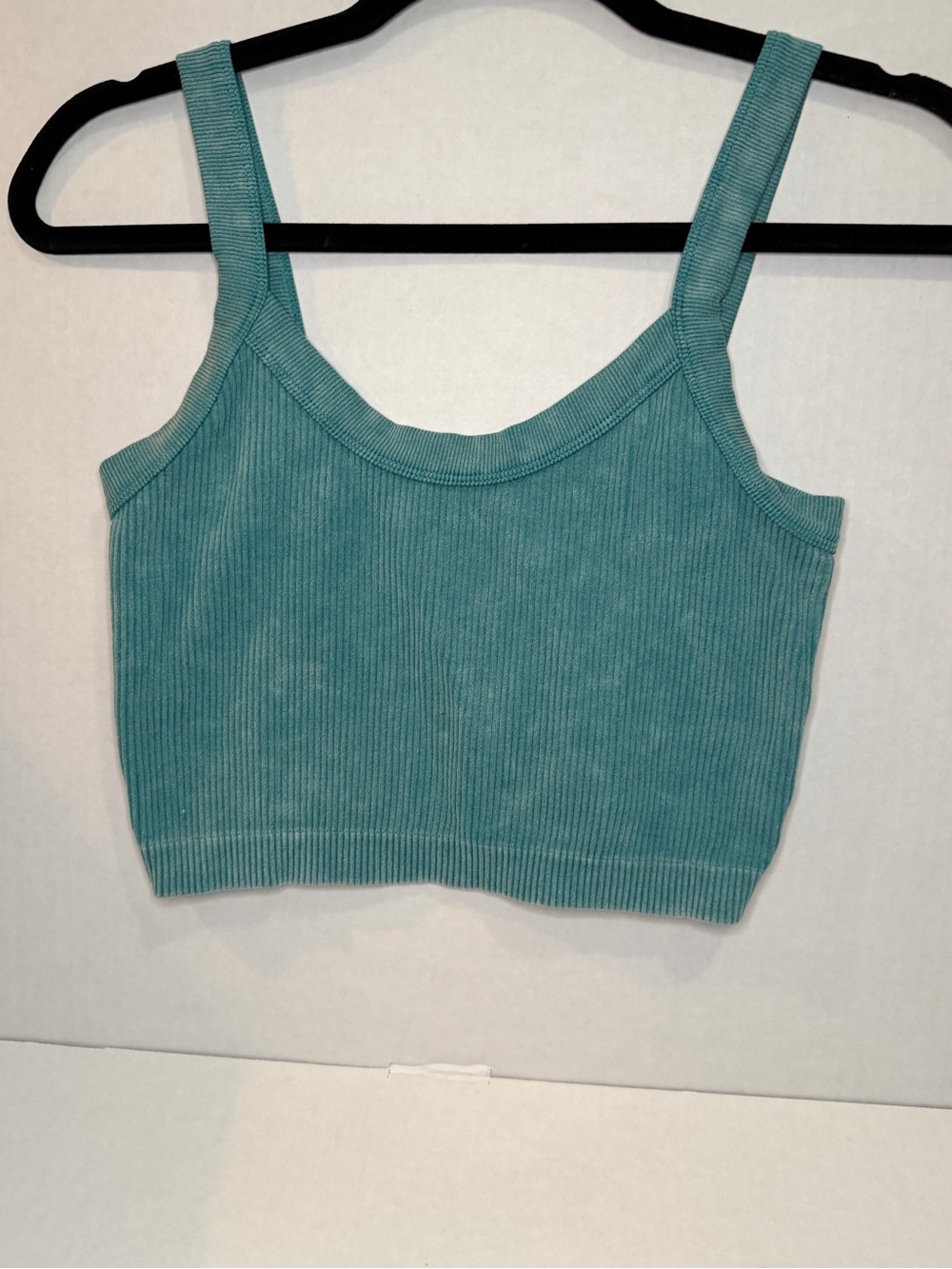 Ribbed Teal Cropped Tank Top with Wide Straps
